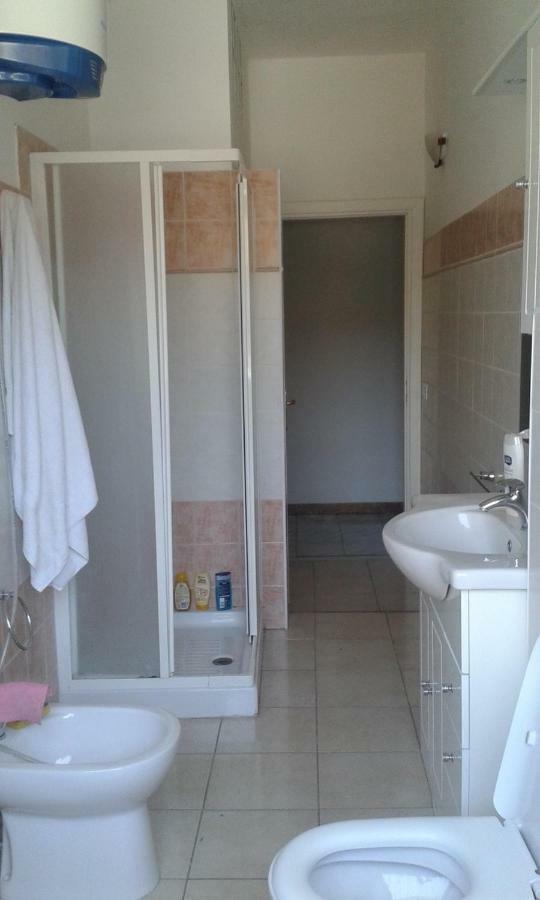 Mari Pintau Hotel กาญารี ภายนอก รูปภาพ