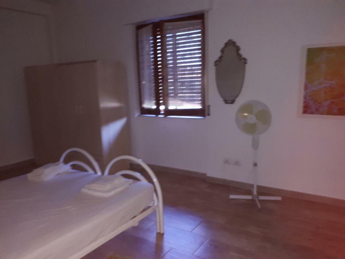 Mari Pintau Hotel กาญารี ภายนอก รูปภาพ
